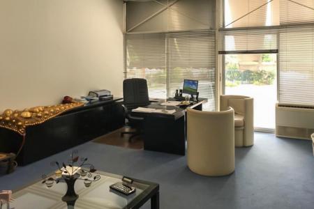 Νότια προάστια, αποθήκη 3.743 τ.μ προς πώληση