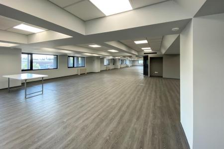 Παλλήνη, γραφείο 1.200 τ.μ προς ενοικίαση