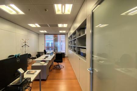 Βόρεια προάστια γραφεία 3.046 τ.μ προς ενοικίαση