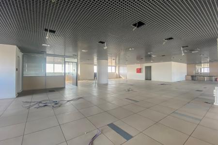 Επαγγελματικό κτήριο 1.720 τ.μ προς ενοικίαση, Μεταμόρφωση