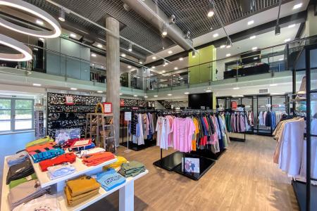 Μαρούσι, κατάστημα 776 τ.μ προς ενοικίαση