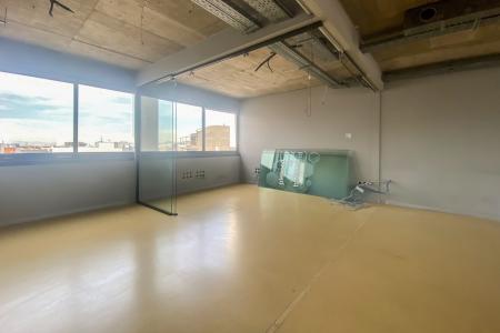 Κέντρο Αθήνας, γραφεία 1.600 τ.μ προς ενοικίαση