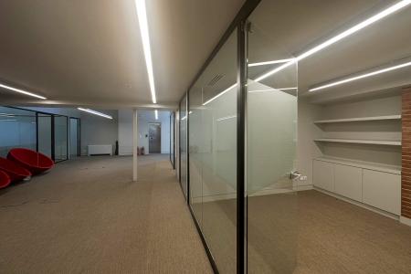 Μαρούσι, αυτοτελές κτήριο 7.875 τ.μ προς ενοικίαση