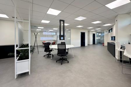 Μαρούσι αυτοτελές κτίριο γραφείων 1300 τ.μ προς ενοικίαση