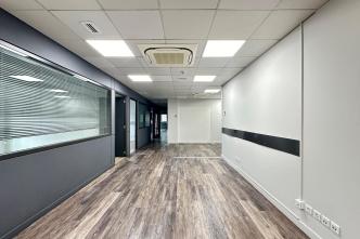 Βόρεια προάστια, αυτοτελές κτήριο 4.550 τ.μ προς πώληση