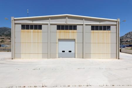 Ασπρόπυργος εμπορική αποθήκη 3.000 τμ προς ενοικίαση