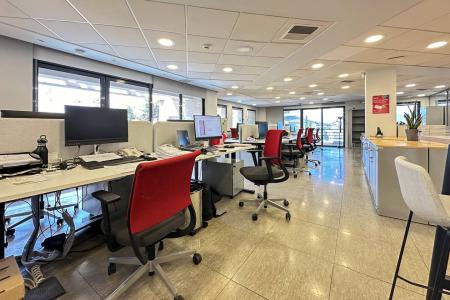 Χαλάνδρι, γραφεία 303 τ.μ προς ενοικίαση