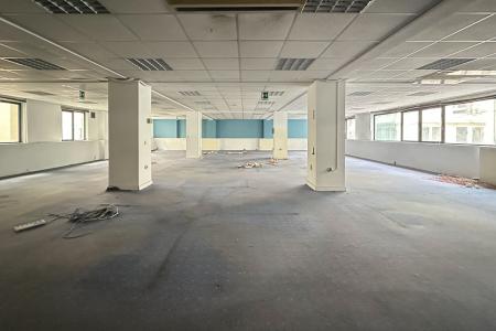 Αθήνα-Κέντρο, αυτοτελές κτήριο 7.500τ.μ προς ενοικίαση