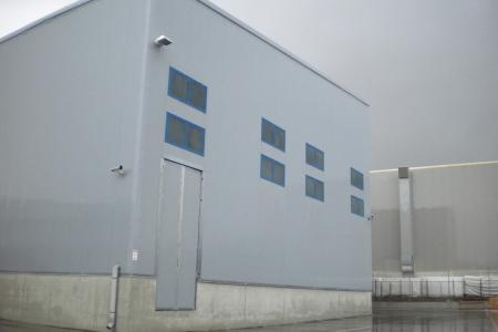 Μάνδρα βιομηχανική αποθήκη 3.300 τμ προς ενοικίαση