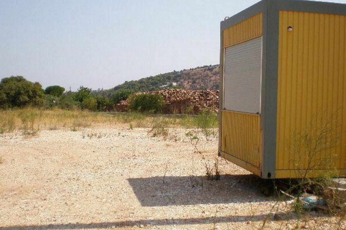 Σπάτα οικόπεδο 3.900 τ.μ προς πώληση