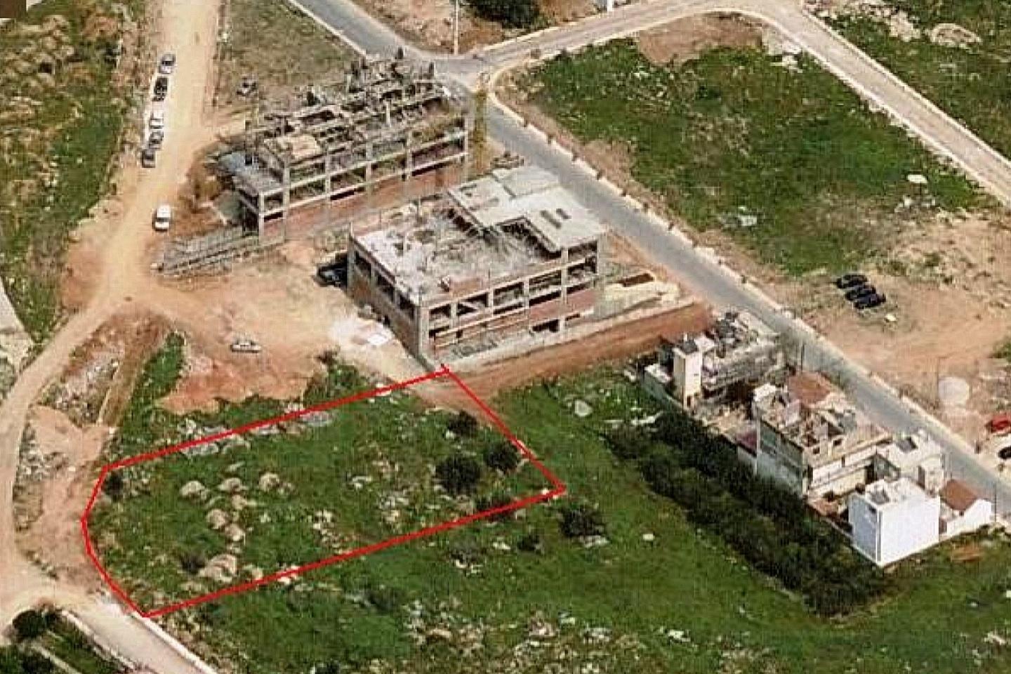 Άνω Λιόσια πώληση οικοπέδου 2.400 τ.μ