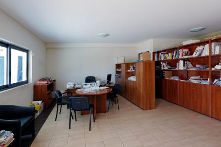 Χαϊδάρι εμπορικό κτίριο 1.250 τ.μ προς πώληση