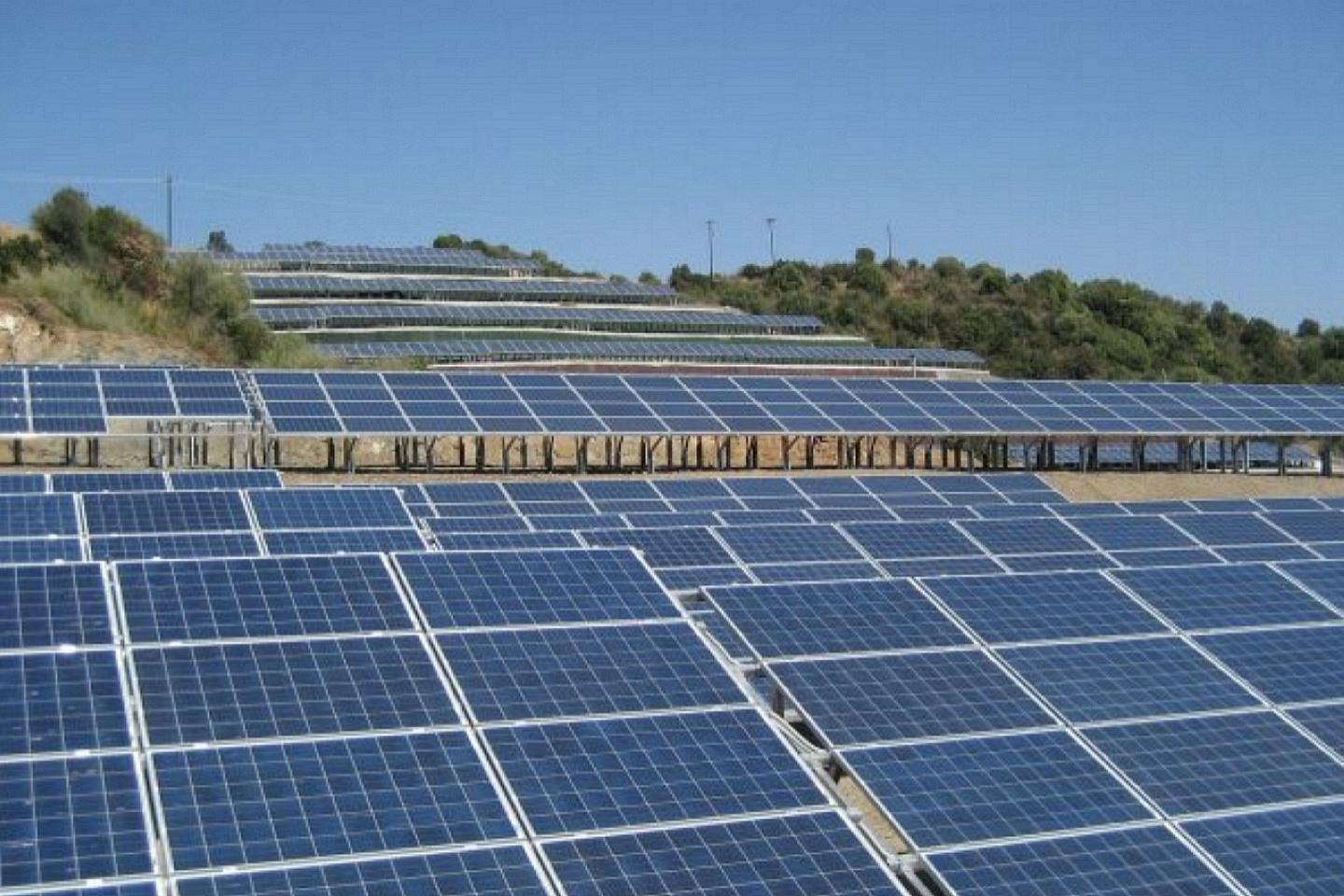 Λαμία μισθωμένο αγροτεμάχιο 80.000 τ.μ προς πώληση