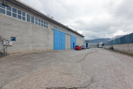 Ασπρόπυργος, ενοικιάζεται αποθήκη 1.000 τ.μ