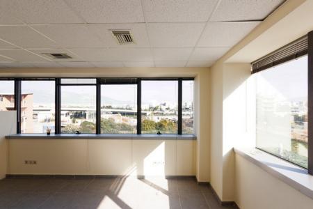 Μεταμόρφωση, ενοικιάζεται κτίριο γραφείων 970τμ