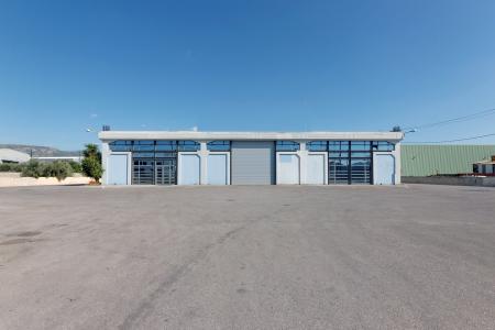 Μαγούλα βιομηχανικό κτίριο 1.850 τ.μ προς ενοικίαση