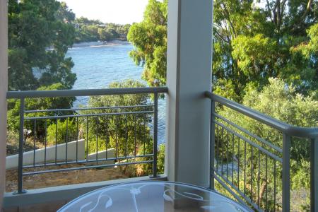 Καλαμάτα, παραθαλάσσια διαμερίσματα 74 τ.μ προς πώληση