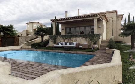 Πόρτο Χέλι, εξωτική βίλα 325 τμ προς πώληση