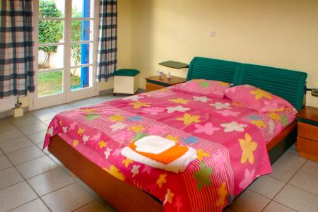 Σπέτσες πολυτελής μονοκατοικία 650 τ.μ προς πώληση