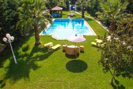 Σπέτσες πολυτελής μονοκατοικία 650 τ.μ προς πώληση