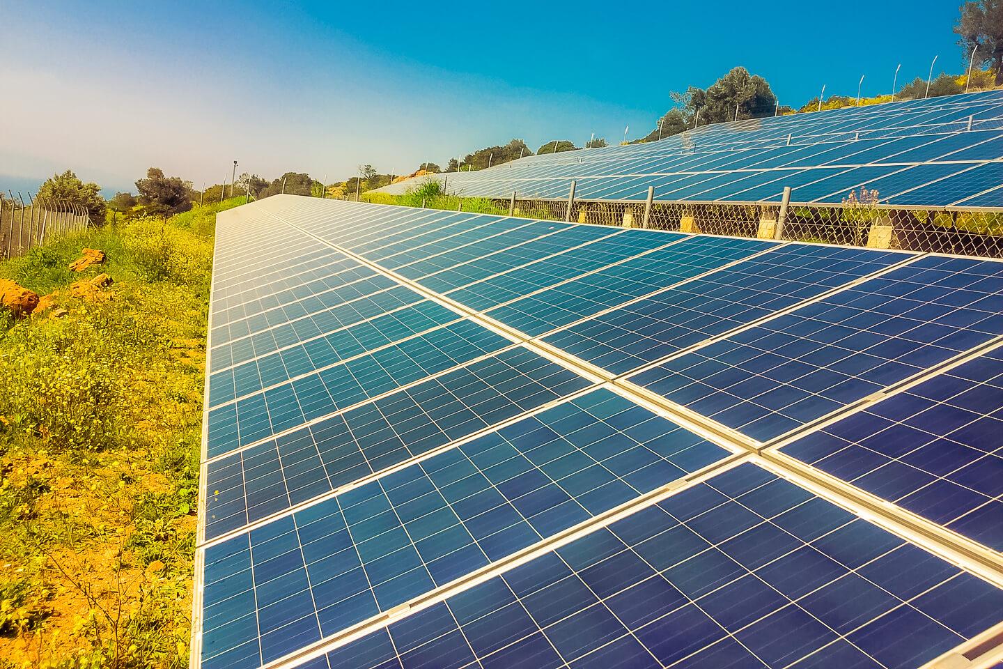 Αττική διατίθεται φωτοβολταϊκό πάρκο 100 kW