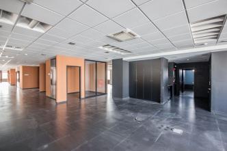 Κηφισιά σύγχρονο κτίριο 4.645 τ.μ προς ενοικίαση