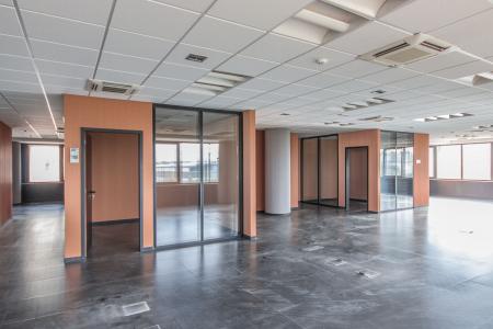 Κηφισιά σύγχρονο κτίριο 4.645 τ.μ προς ενοικίαση