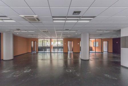 Κηφισιά σύγχρονο κτίριο 4.645 τ.μ προς ενοικίαση