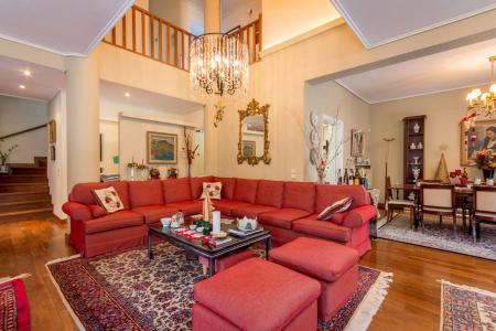 Κηφισιά γωνιακή μονοκατοικία 350 τμ προς πώληση