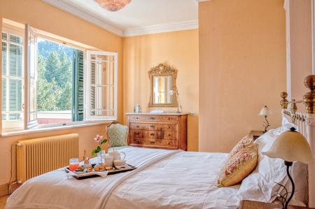 Κέρκυρα αρχοντική βίλα 1.200 τμ προς πώληση