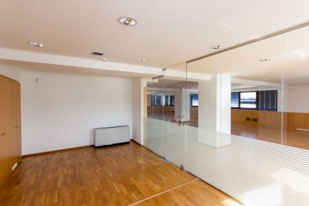 Μεταμόρφωση γραφείο 185 τ.μ προς ενοικίαση