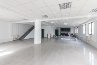 Μεταμόρφωση γραφεία αποθήκη 720 τμ προς ενοικίαση