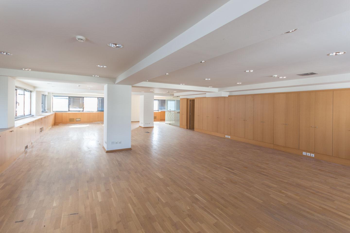 Μεταμόρφωση κτίριο γραφείων 823 τ.μ προς ενοικίαση