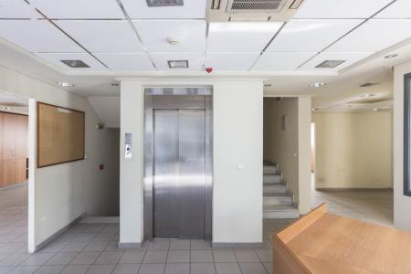 Αγία Παρασκευή κτίριο 700 τμ προς ενοικίαση