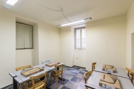 Κολωνάκι διατηρητέο κτίριο 540 τμ προς ενοικίαση