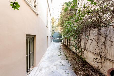 Κολωνάκι διατηρητέο κτίριο 540 τμ προς ενοικίαση