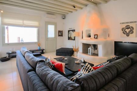 Μύκονος βίλα 136 τ.μ προς πώληση