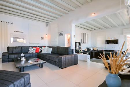 Μύκονος βίλα 136 τ.μ προς πώληση