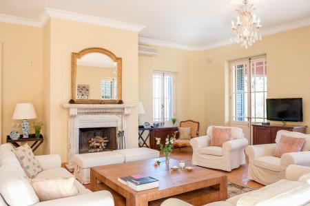 Κέρκυρα μοναδική βίλα 1.200 τ.μ προς μίσθωση