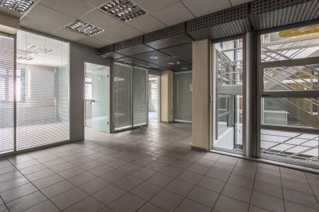 Αθήνα αυτοτελές κτίριο 1.900 τμ προς ενοικίαση