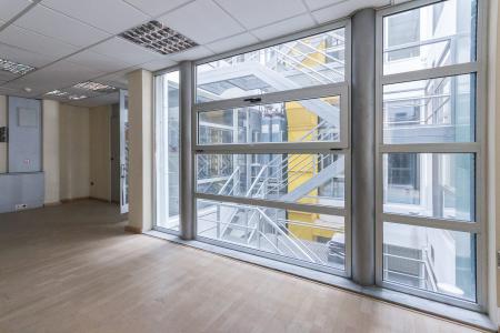 Αθήνα αυτοτελές κτίριο 1.900 τμ προς ενοικίαση