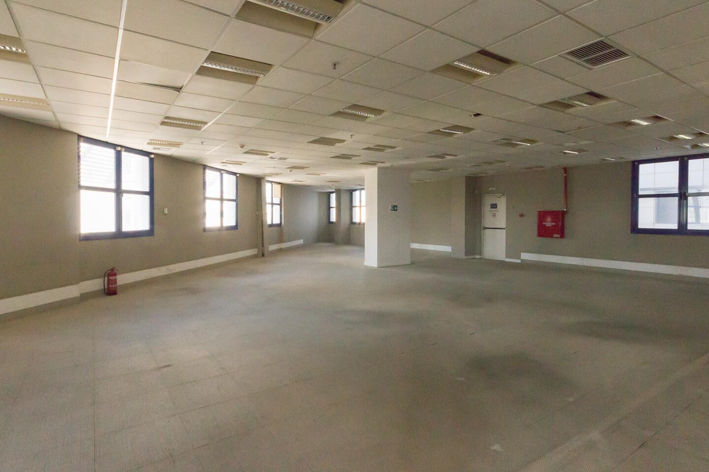 Καλλιθέα γραφείο 600 τ.μ προς ενοικίαση