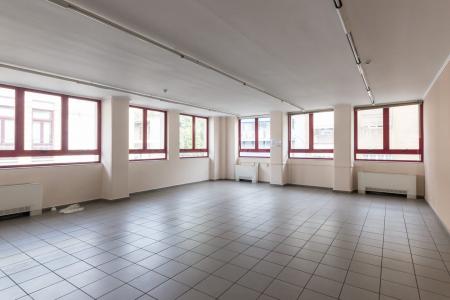 Αθήνα επαγγελματικό κτίριο 1.500 τ.μ προς πώληση