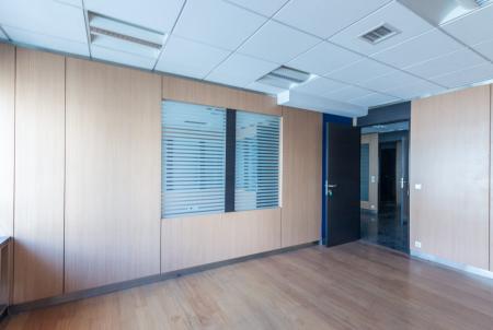 Αθήνα κέντρο γραφείο 1.300 τ.μ προς ενοικίαση