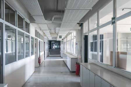 Βόρεια προάστια κτίριο 12.000 τ.μ προς ενοικίαση