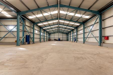 Επαγγελματικό κτίριο 4.060 τ.μ προς πώληση, Σχηματάρι