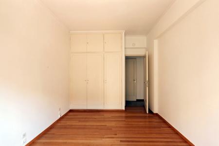 Κολωνάκι, πωλείται διαμέρισμα με θεα 180 τ.μ