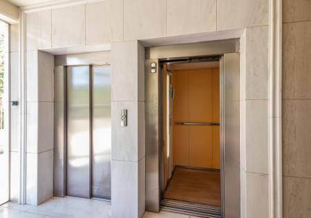 Κτίριο 4.150 τ.μ προς πώληση, Αγία Παρασκευή