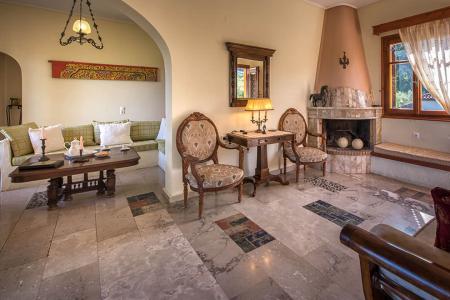 Παραδοσιακή βίλα 220 τ.μ πωλείται στη Ζάκυνθο