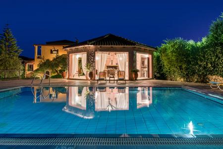 Παραδοσιακή βίλα 220 τ.μ πωλείται στη Ζάκυνθο